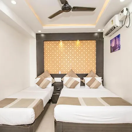 Aishwarya Le Royal Hotel Mysore Exterior photo