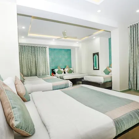 Aishwarya Le Royal Hotel Mysore Exterior photo