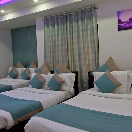 Aishwarya Le Royal Hotel Mysore Exterior photo